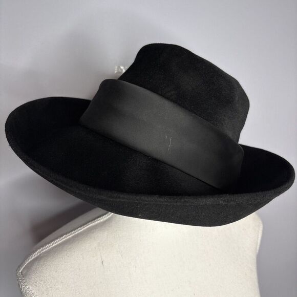 Dachettes Designed By Lilly Dachè Velour Black Brimmed Hat - Picture 11 of 11